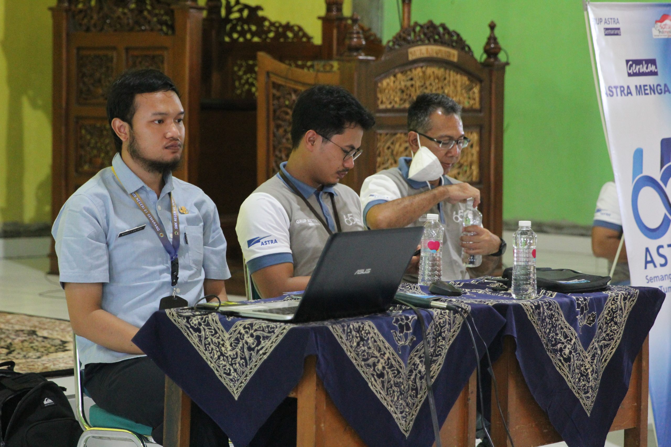 Merajut Asa Bersama United Tractors dan Astra Merajut Asa Bersama United Tractors dan Astra