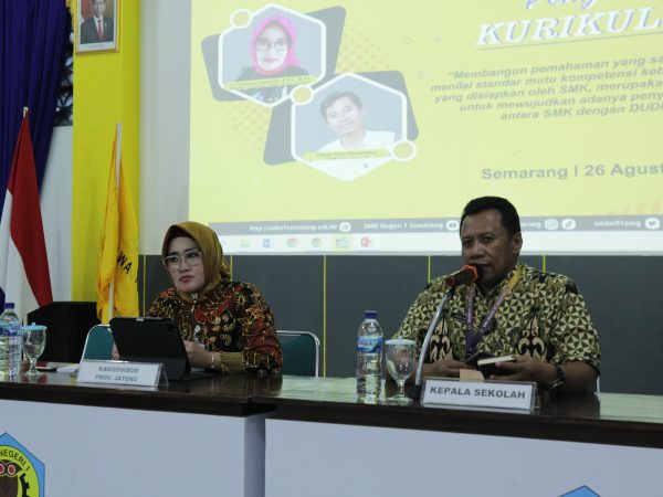 Sinkronisasi Kurikulum Stemsa Bersama PT. United Tractors Tbk.