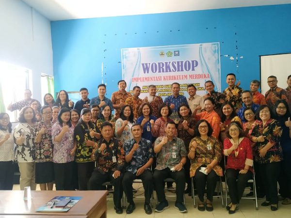 SMKN 10 Semarang Fasilitasi Workshop IKM MGMP PAK