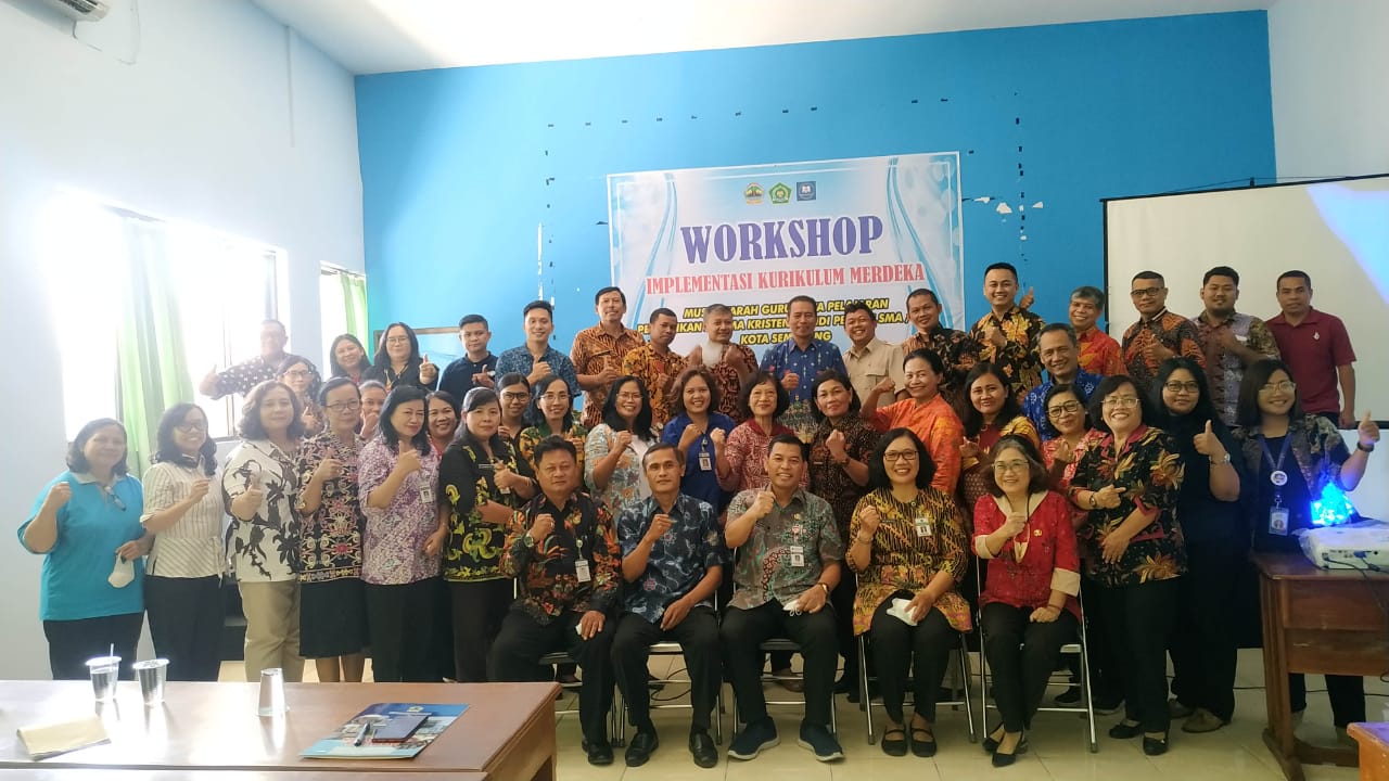 SMKN 10 Semarang Fasilitasi Workshop IKM MGMP PAK SMKN 10 Semarang Fasilitasi Workshop IKM MGMP PAK