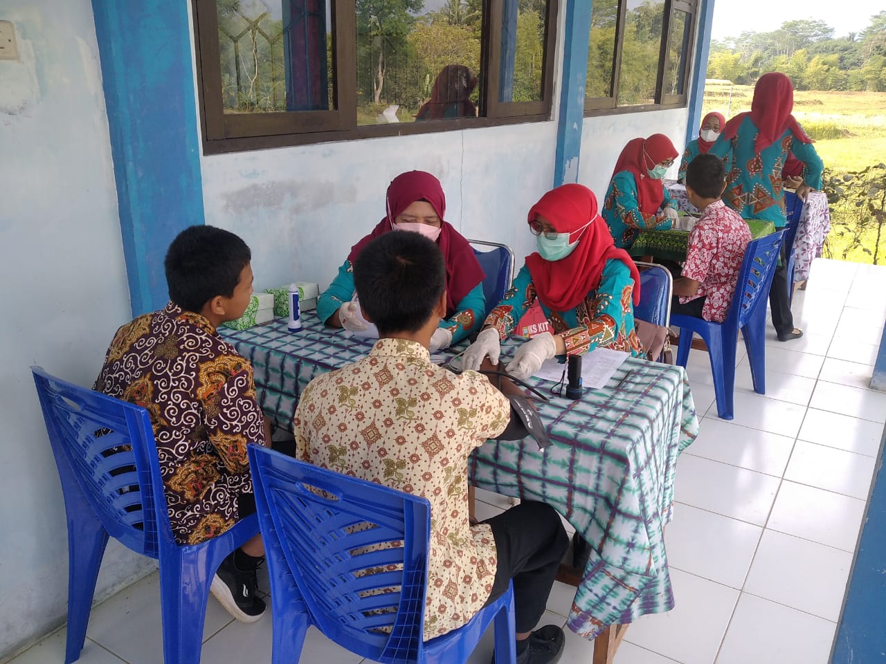 Penjaringan Kesehatan SMKN Satu Atap Tuntang oleh UPTD Puskesmas Gedangan