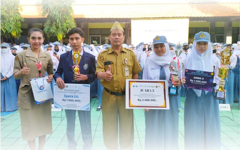 SMKN 2 Semarang Borong Piala LKS