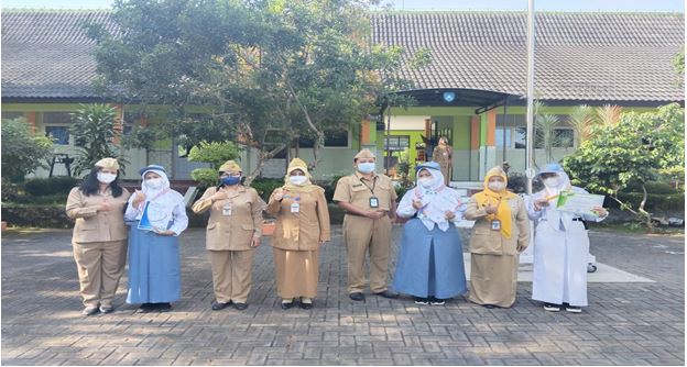 SMAN 16 Semarang Mendulang Emas di Olimpiade Sains Nasional SMAN 16 Semarang Mendulang Emas di Olimpiade Sains Nasional