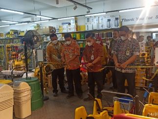 SMKN 10 Semarang Hadiri Peluncuran Krisbow CNC Learning Center SMKN 10 Semarang Hadiri Peluncuran Krisbow CNC Learning Center