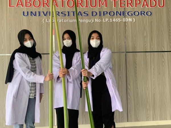 Membanggakan, 3 Siswa SMAHA Sabet Medali Emas Event WYIIA 2022