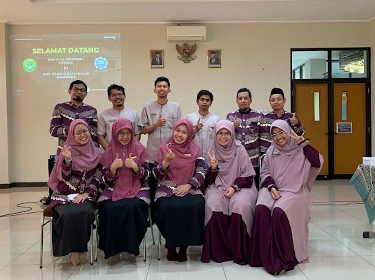 SMAHA Sharing Digital Class Bersama SMA IT Al Ukhuwah Subang