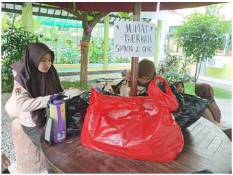 Raih Keberkahan dengan Bersedekah di Jumat Berkah