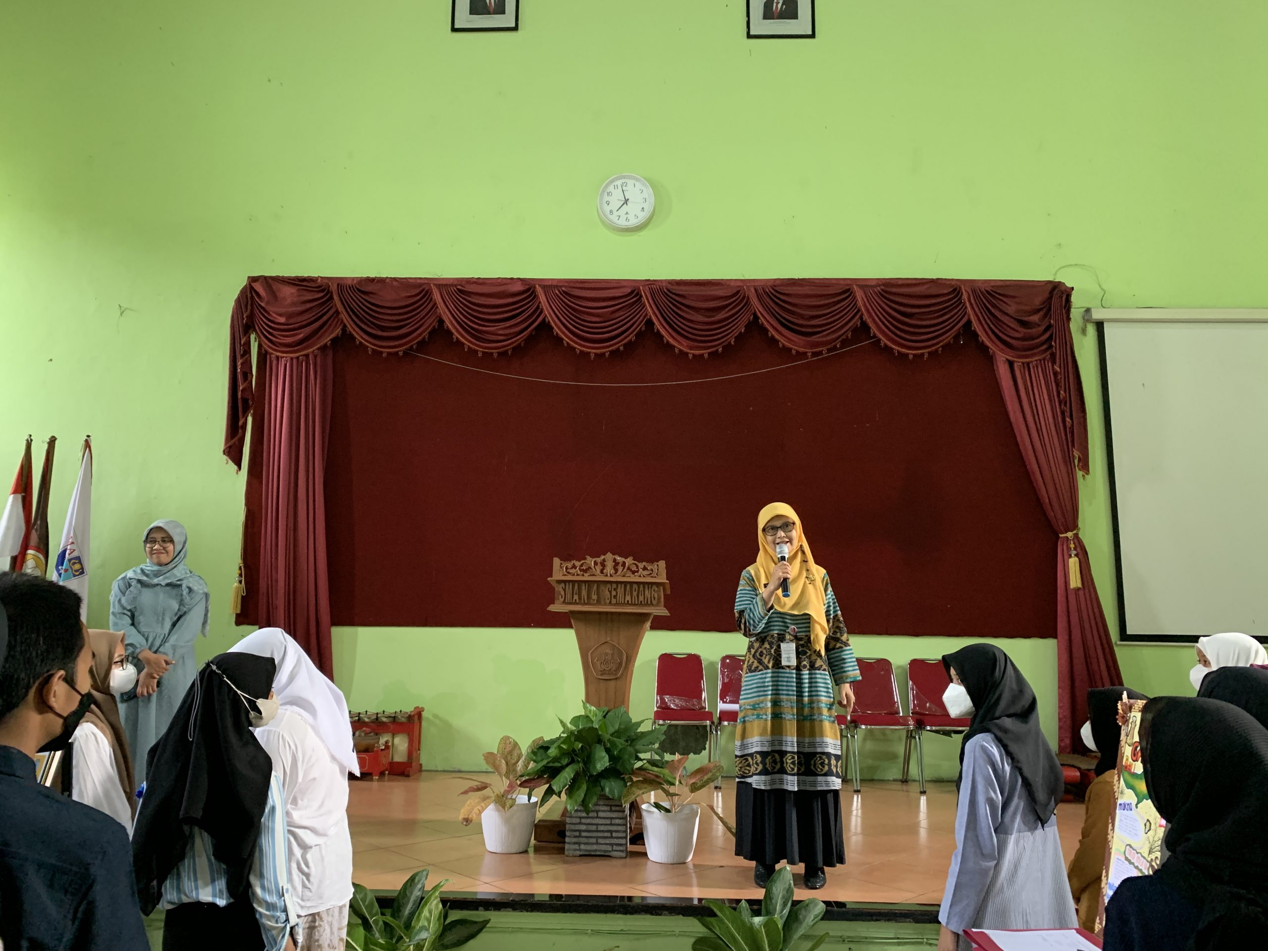 Yuk Mampir Ke Pameran Infografis Projek Dua SMAN 4 Semarang Yuk Mampir Ke Pameran Infografis Projek Dua SMAN 4 Semarang
