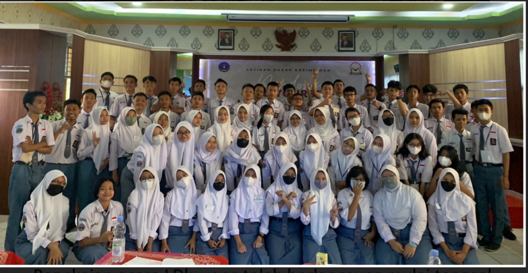 Pupuk Kepemimpinan Bertumbuh  melalui LDK SMKN 4 Semarang