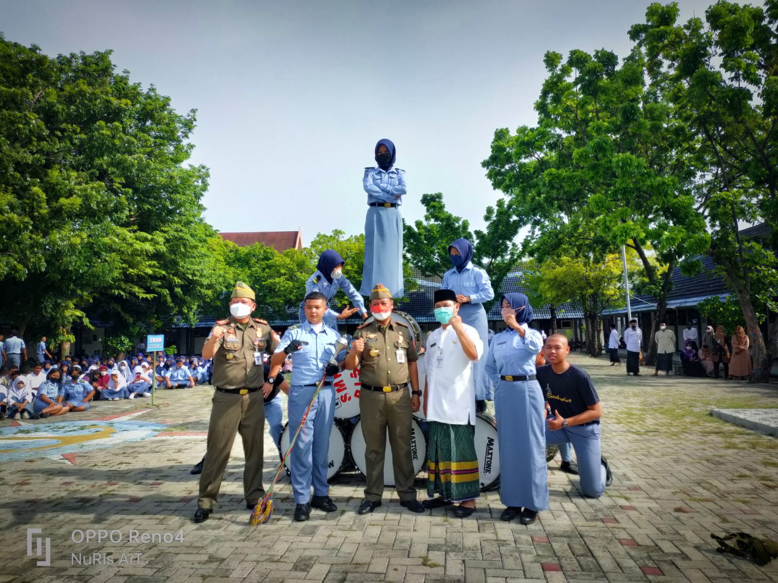 Kasatpol PP Provinsi Jawa Tengah Apresiasi Upacara Bendera SMKN 10 Semarang