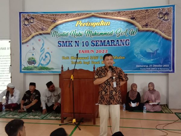 Siswa SMKN 10 SEMARANG Ikuti Peringatan Maulid Nabi Muhammad SAW
