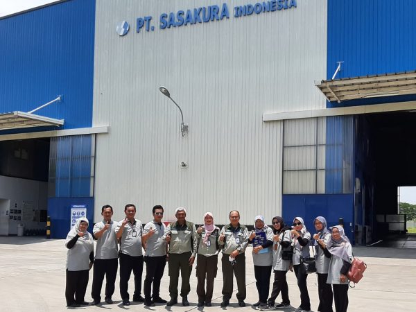 Kunjungan Industri TPK SMKN 10 Semarang Menuju Link And Match (8+i)