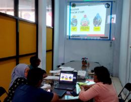 SMKN 10 Semarang Ikuti Webinar Progress Capaian Tracer Study SMKN 10 Semarang Ikuti Webinar Progress Capaian Tracer Study