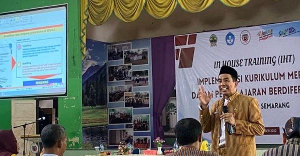 In House Training (IHT) Implementasi P5 dan Pembelajaran Diferensiasi Kurikulum Merdeka