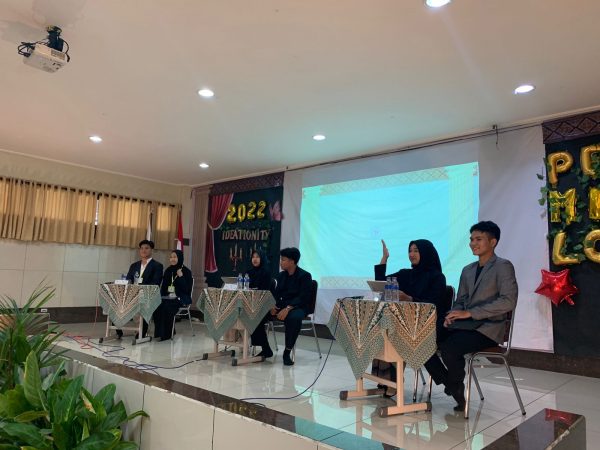 SMAHA: Ajarkan Siswa Berdemokrasi Melalui Pemilos