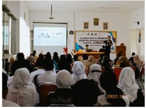 SMKN 11 Semarang Latih Wirausaha Berbasis Digital Marketing