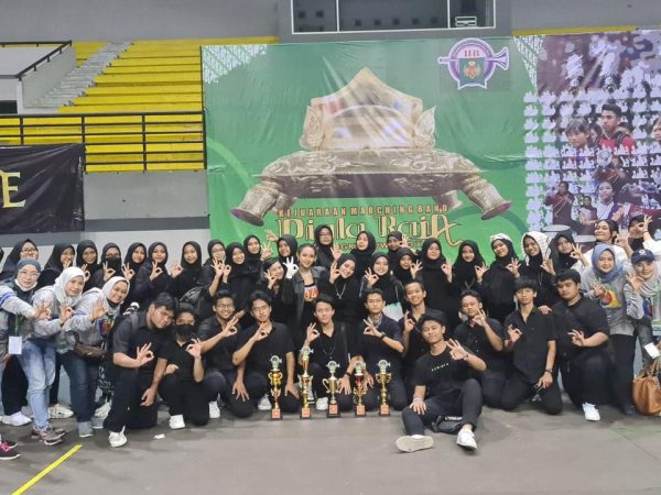Tampil Rancak, Tim MB SMAN 3 Semarang Gita Muda Wiratama Sabet Juara di Kejuaraan Nasional Hamengku Buwono Cup X 2022