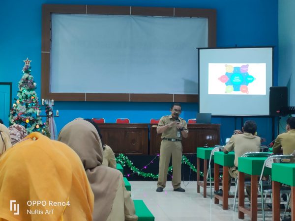 Siapkan P5 SMKN 10 Semarang Datangkan Narasumber Berkualitas