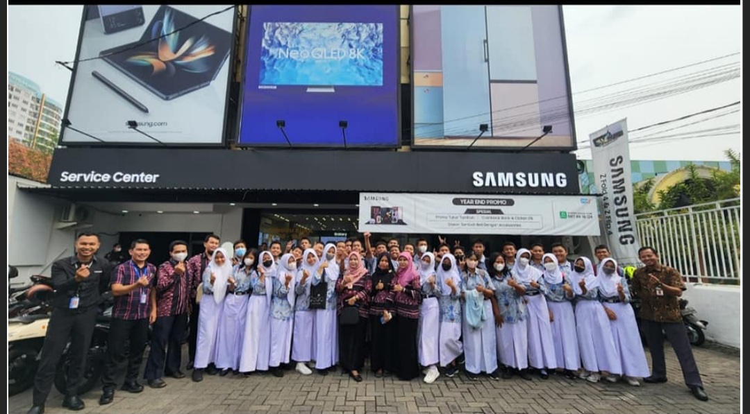 Kunjungan Siswa Teknik Elektronika ke PT Samsung Service Center Kantor Cabang Semarang Kunjungan Siswa Teknik Elektronika ke PT Samsung Service Center Kantor Cabang Semarang