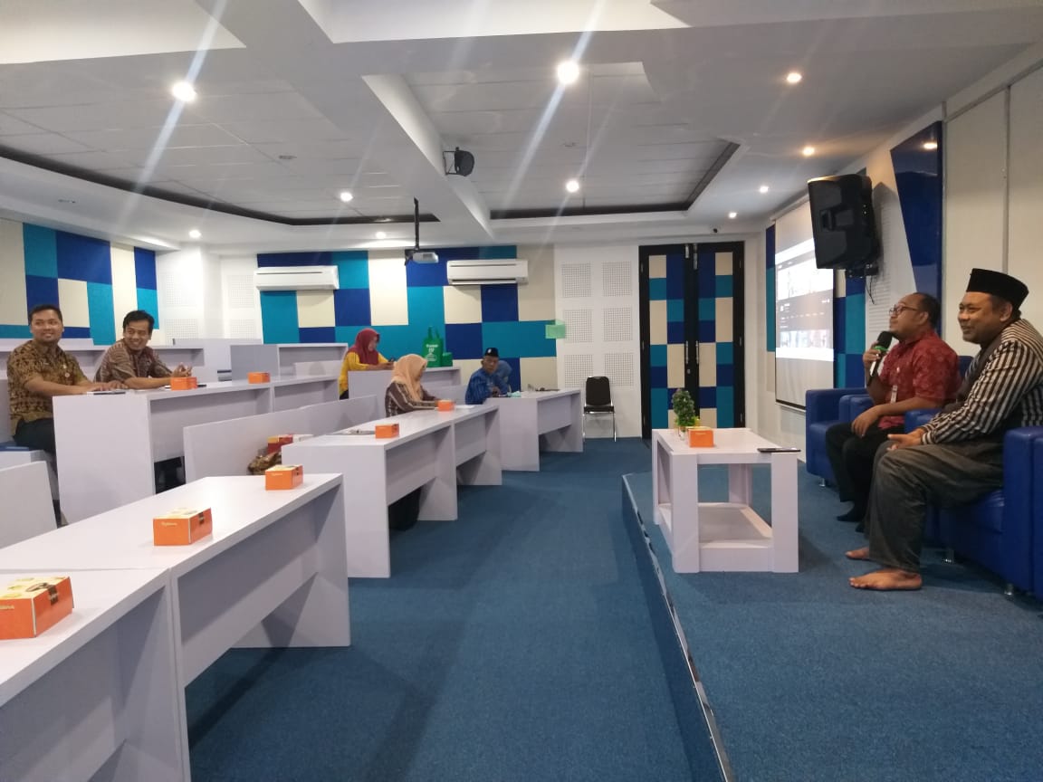 Studi Tiru SMKN 10 Semarang di SMK Muhammadiyah 1 Semarang