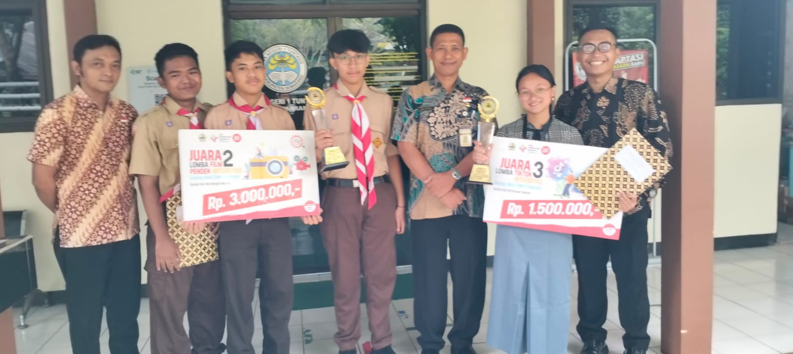 SMAN 1 TUNTANG JUARA LOMBA FILM PENDEK INTEGRITAS & LOMBA TIKTOK INTEGRITAS  PADA HARI ANTI KORUPSI SE-DUNIA TINGKAT JAWA TENGAH TAHUN 2022