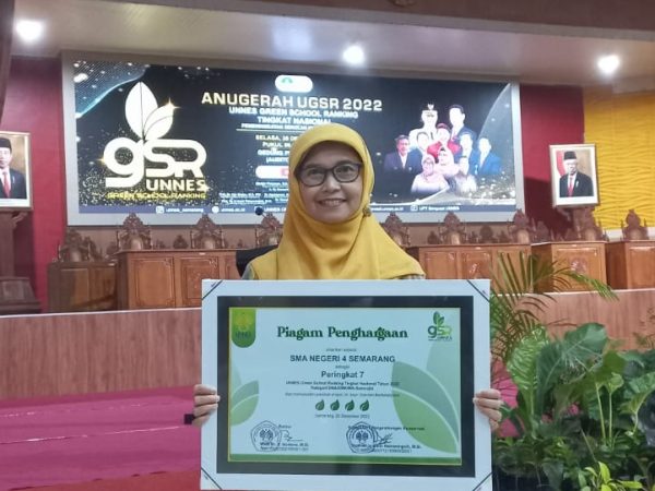 SMAPA MASUK 10 BESAR GREEN SCHOOL RANGKING TINGKAT NASIONAL