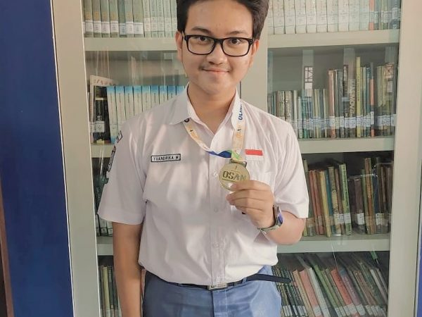 Cool and Smart! Yuandrika Siswa SMAN 3 Semarang  Juara Sains Nasional