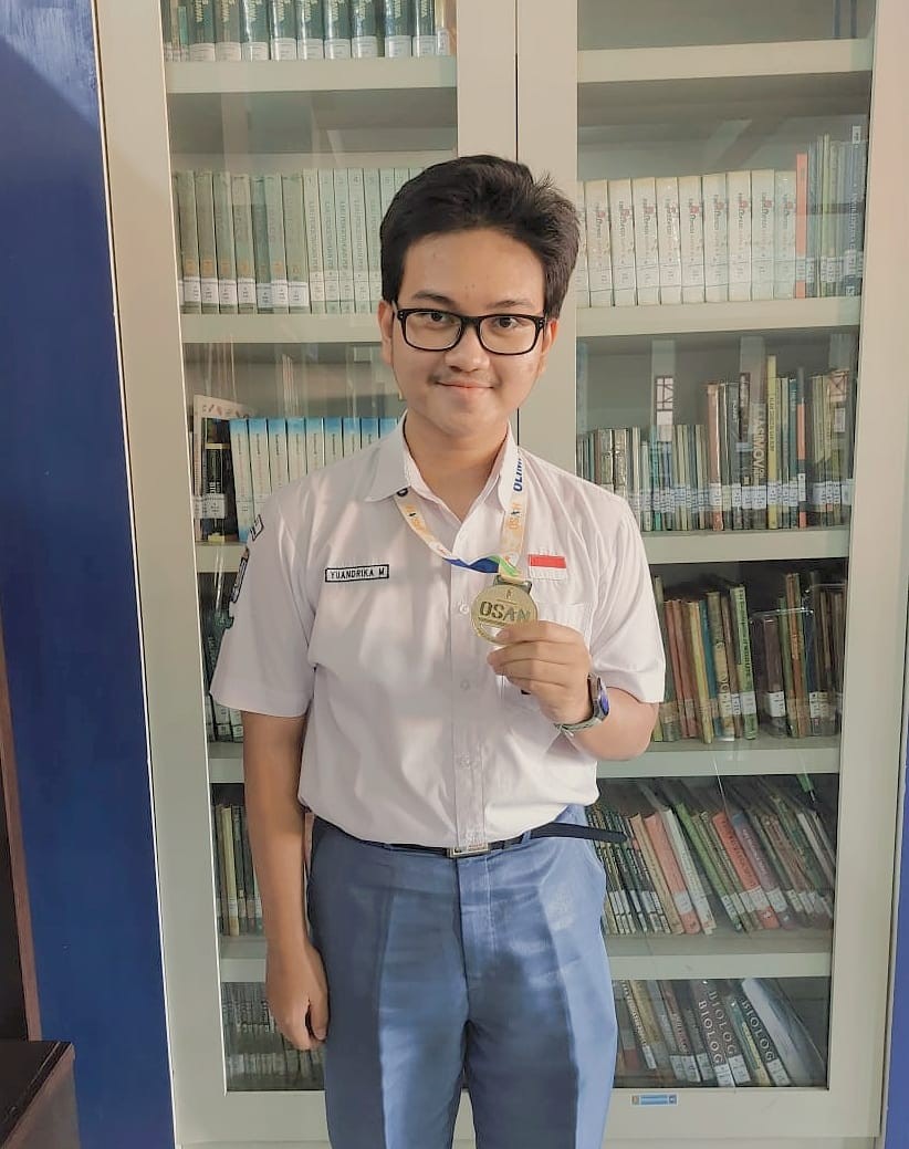 Cool and Smart! Yuandrika Siswa SMAN 3 Semarang  Juara Sains Nasional