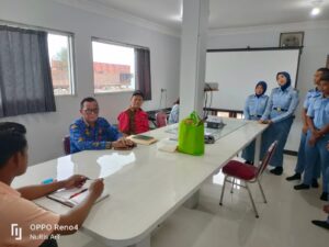 SMKN 10 Semarang Lepas Siswa Prakerin Keluar Kota