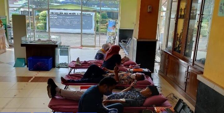Ayo Donor Darah! Noi Siamo Tutifrateli (Kita Semua Sama / Saudara) Ayo Donor Darah! Noi Siamo Tutifrateli (Kita Semua Sama / Saudara)