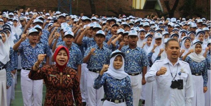 GEMA ANTI NARKOBA BERSAMA BNN PROVINSI JAWA TENGAH GEMA ANTI NARKOBA BERSAMA BNN PROVINSI JAWA TENGAH