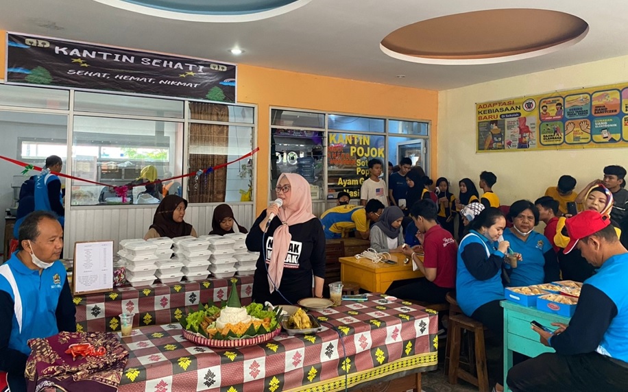 SMK Negeri 3 Semarang Resmikan "Kantin Sehati"