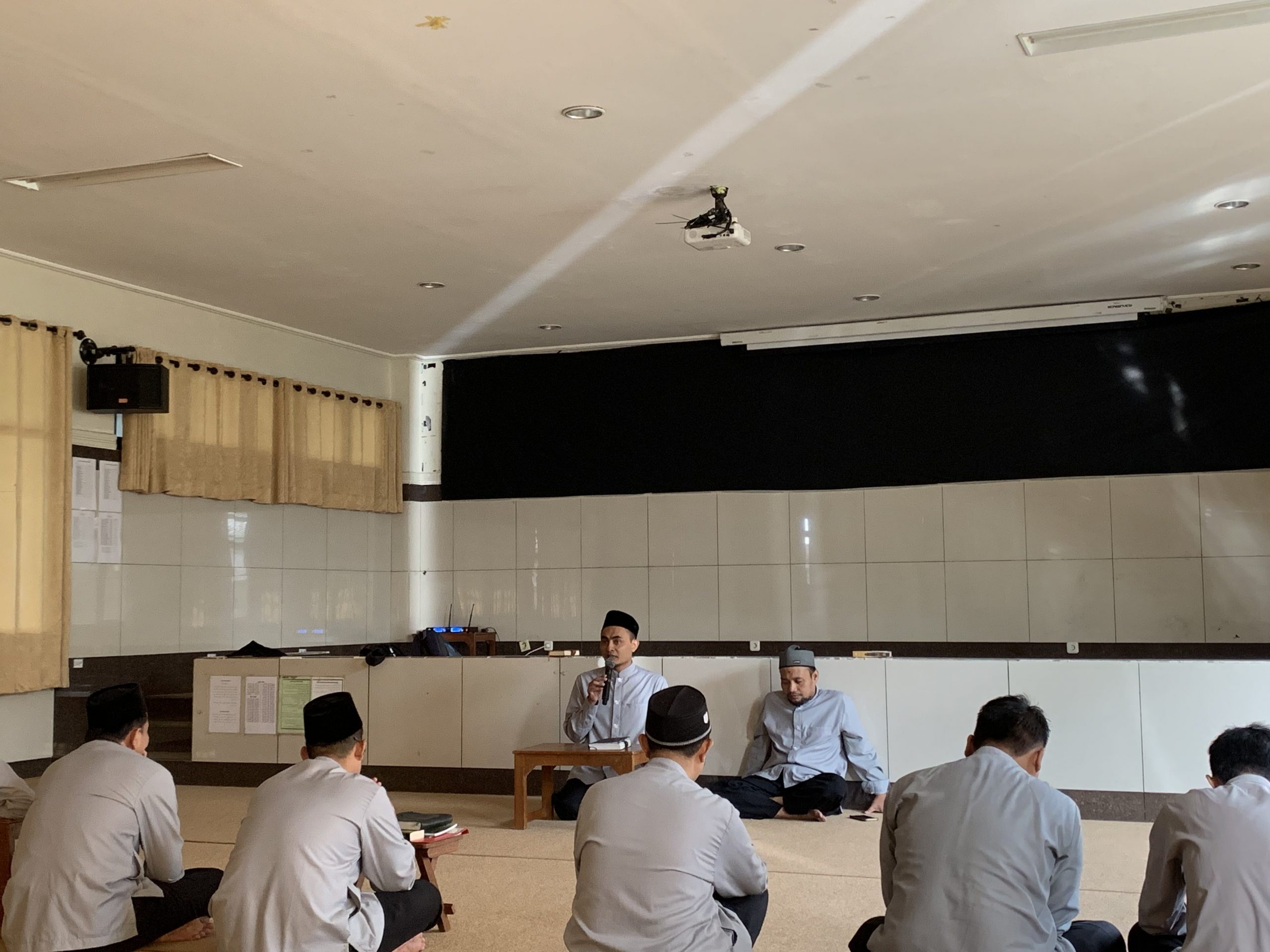SMAHA Family: Awali Semangat Pagi dengan Mengaji SMAHA Family: Awali Semangat Pagi dengan Mengaji