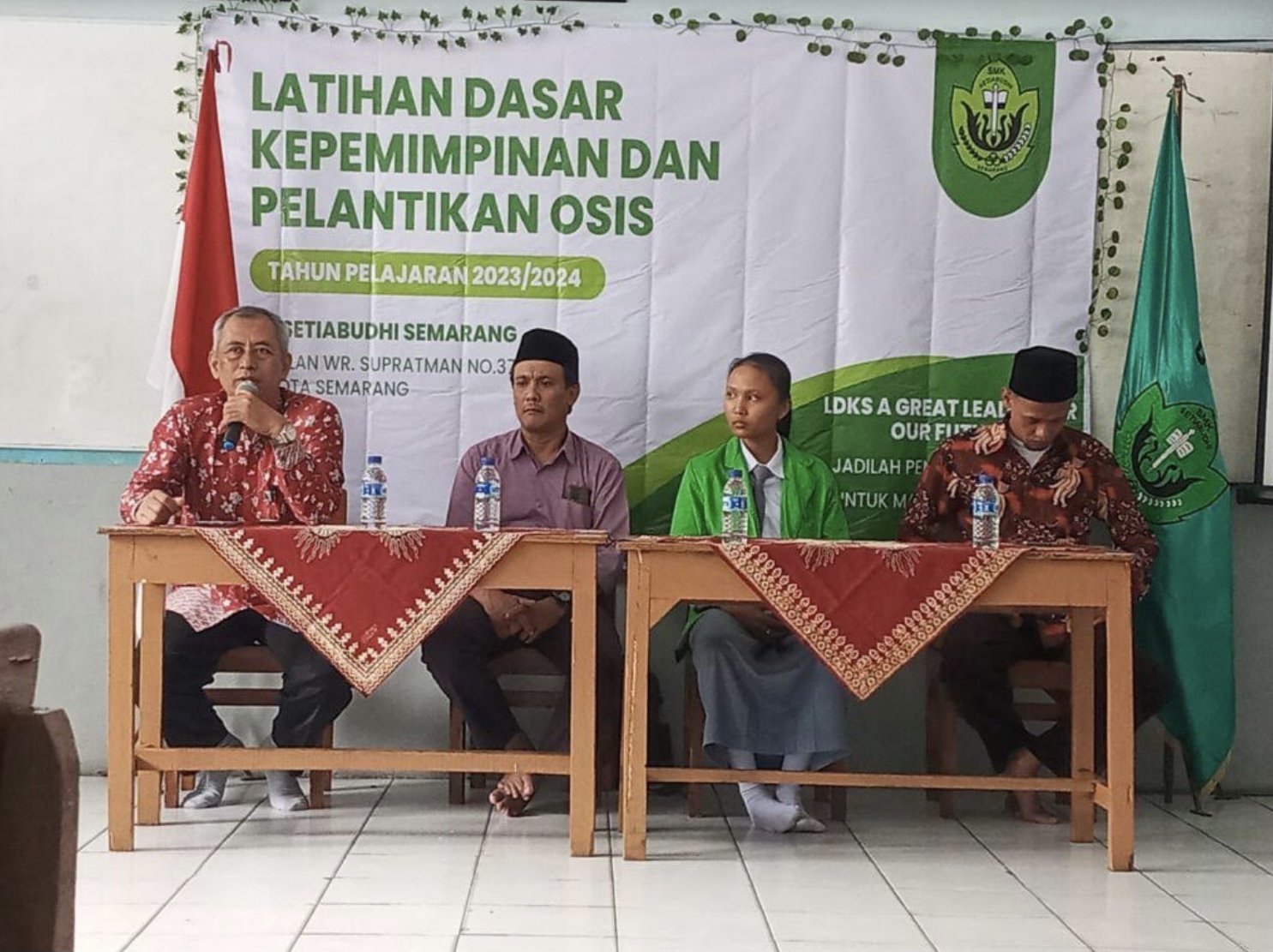 Latihan Dasar Kepemimpinan Siswa (LDKS) OSIS SMK Setiabudhi Semarang Latihan Dasar Kepemimpinan Siswa (LDKS) OSIS SMK Setiabudhi Semarang