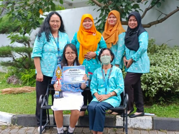 SMK Yayasan Farmasi Melaju Menuju LKS SMK Tingkat Propinsi Jawa Tengah