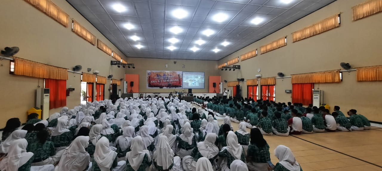 Sosialisasi Intoleransi-Radikalisme Densus 88 Mabes Polri di SMAN 2 Semarang
