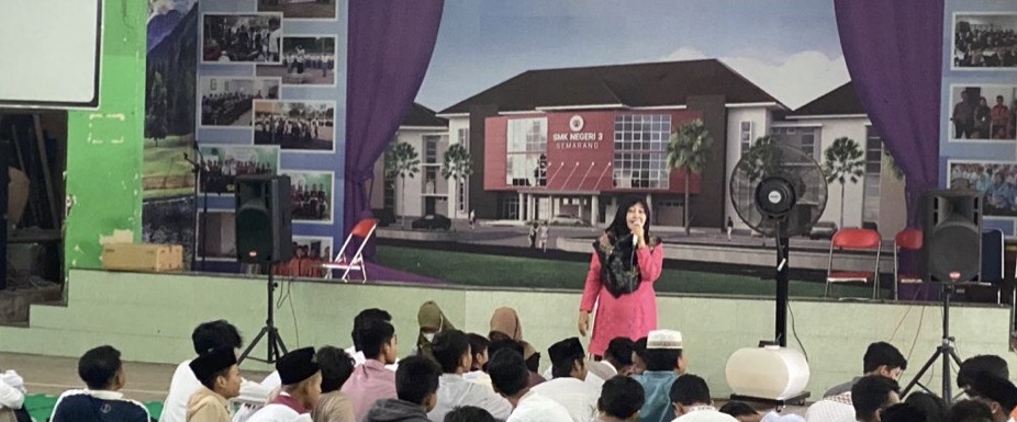 Pesantren Kilat SMK Negeri 3 Semarang Bulan Ramadhan 1444 H Pesantren Kilat SMK Negeri 3 Semarang Bulan Ramadhan 1444 H