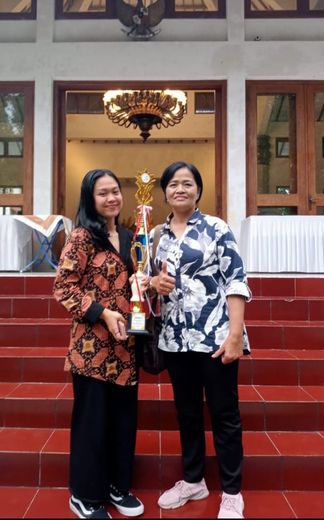 SMKN 1 Tengaran Raih Juara Dua Lomba Dhammakkhayika
