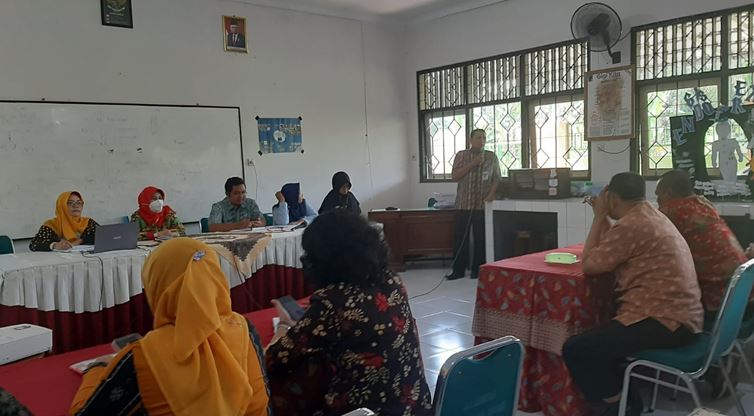 Rapat Persiapan AS Kelas XII & Rapat Dinas Bulan Maret SMAN 16 Semarang