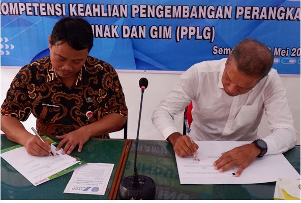 SMKN 2 Semarang Launching Kelas Industri Programmer Pengembangan Perangkat Lunak & Gim (PPLG) SMKN 2 Semarang Launching Kelas Industri Programmer Pengembangan Perangkat Lunak & Gim (PPLG)