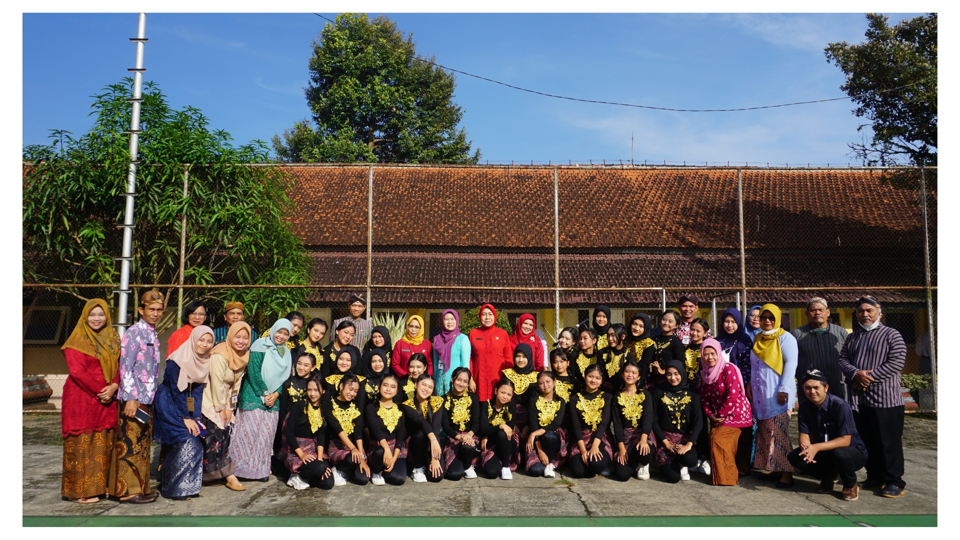 Peringatan Hardiknas 2023 SMAN 12 Semarang: Semarakkan Merdeka Belajar