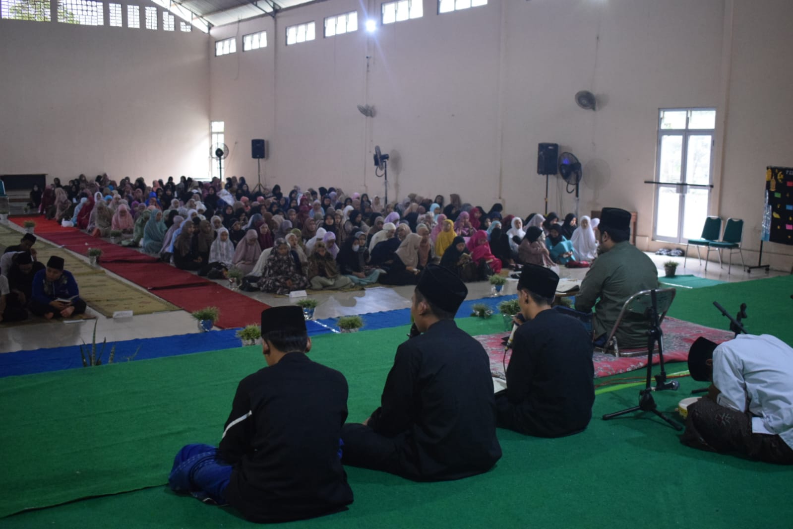 Puncak Acara 41 Khataman Al Quran di SMAN 1 Bringin Puncak Acara 41 Khataman Al Quran di SMAN 1 Bringin