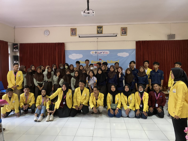 EneRC UNNES Goes to Senior High School 12 Semarang