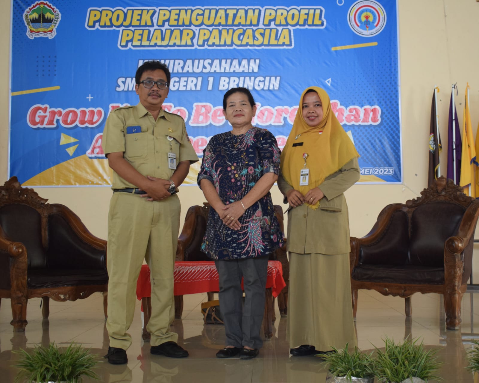 P5 Kewirausahaan SMANSABRI: Workshkp Karakter Kewirausahaan bersama Artomoro Grup