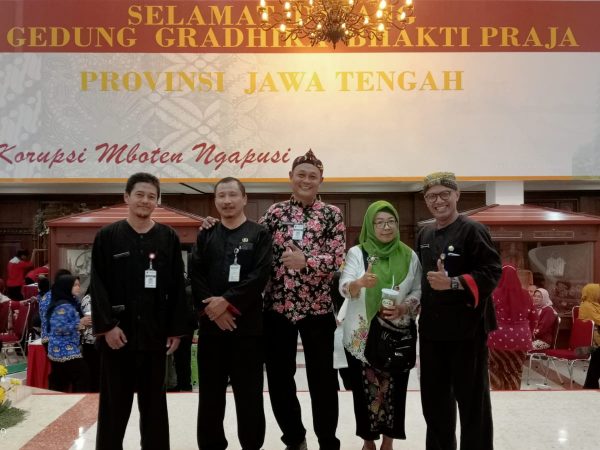 SMKN 10 Semarang Hadiri Halalbihalal di Kantor Gubernur Jawa Tengah SMKN 10 Semarang Hadiri Halalbihalal di Kantor Gubernur Jawa Tengah