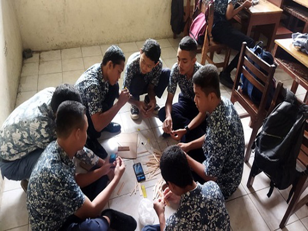 Variasi Model Pembelajaran guna Meningkatkan Nilai Gotong Royong bagi Peserta Didik Variasi Model Pembelajaran guna Meningkatkan Nilai Gotong Royong bagi Peserta Didik