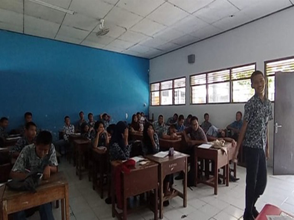 Belajar Anti Bosan Melalui Metode Snowball Throwing dalam Pembelajaran Bahasa Indonesia