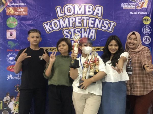 Sabet Medali Perunggu dalam Ajang LKS Tingkat Provinsi Tahun 2023 Sabet Medali Perunggu dalam Ajang LKS Tingkat Provinsi Tahun 2023