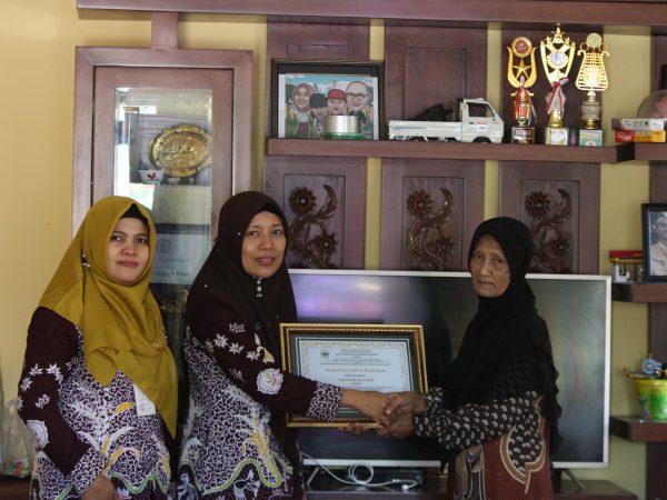 Munculkan Inspirasi Peluang Usaha Melalui Kunjungan Industri