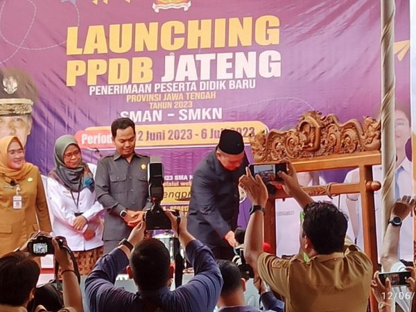 SMKN 10 Semarang Hadiri Launching Aplikasi PPDB Oleh Wagub Jateng